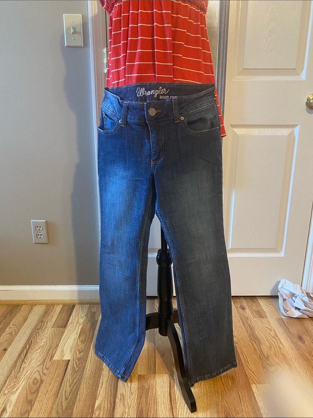 Wrangler Women's Blue Bootcut Jeans with Subtle Fade